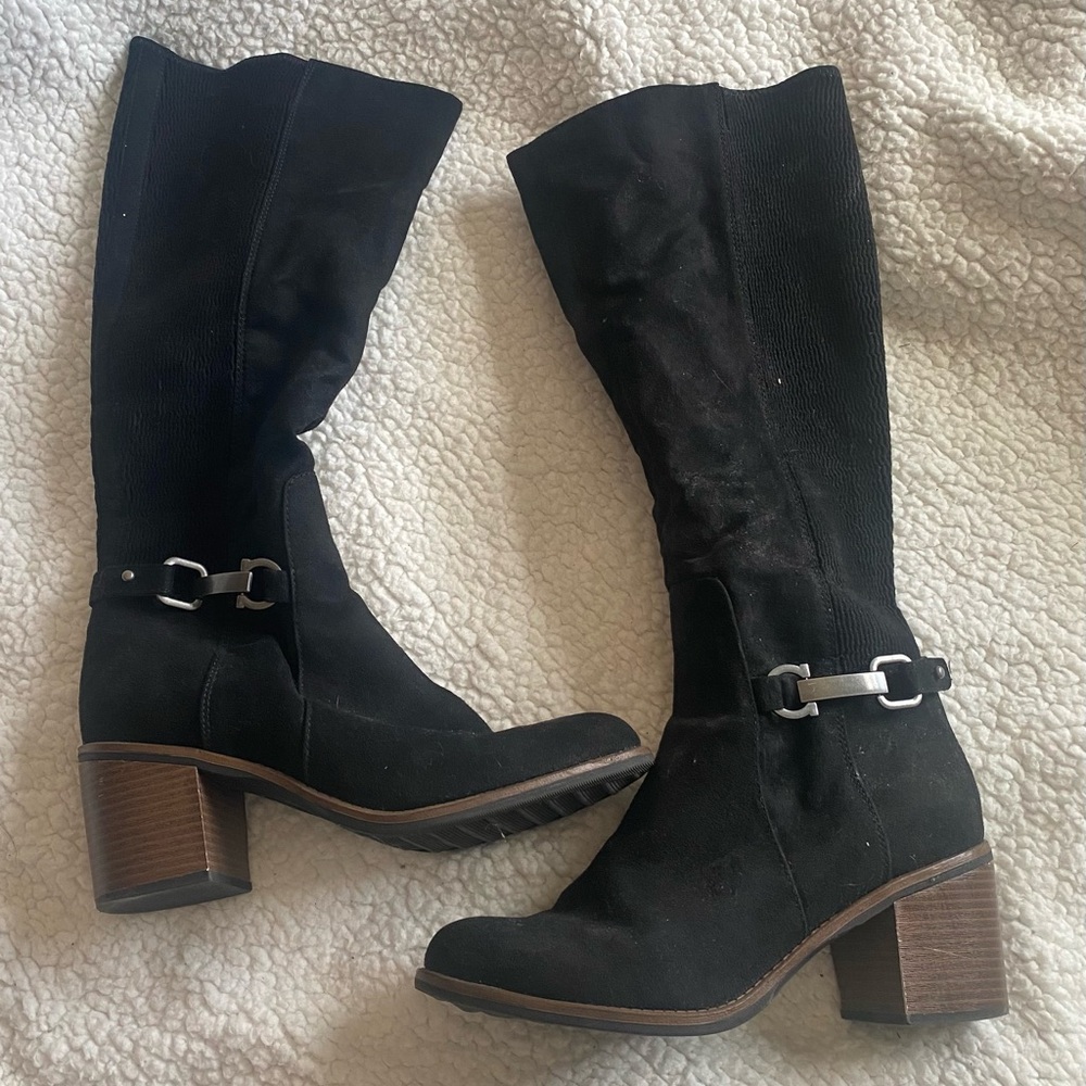 Kohl's Black Heeled Boots with Buckle Detail